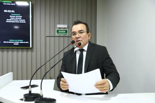 Massilon solicita à ADAF tendas para feira livre das camaroeiras