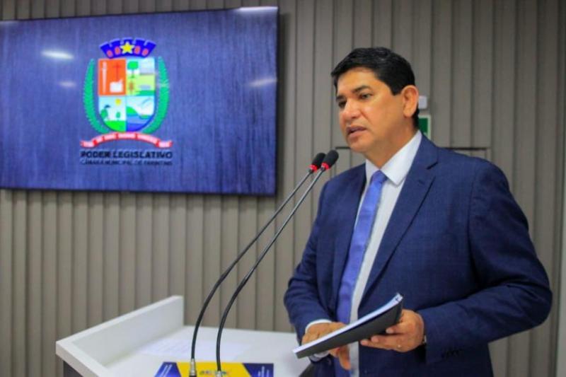 Bi Garcia prossegue com valorização dos servidores e concede reajuste salarial com data retroativa
