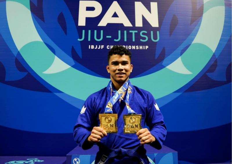 Atleta amazonense conquista duas medalhas de ouro no pan-americano de jiu-jitsu em Kissimmee (EUA)