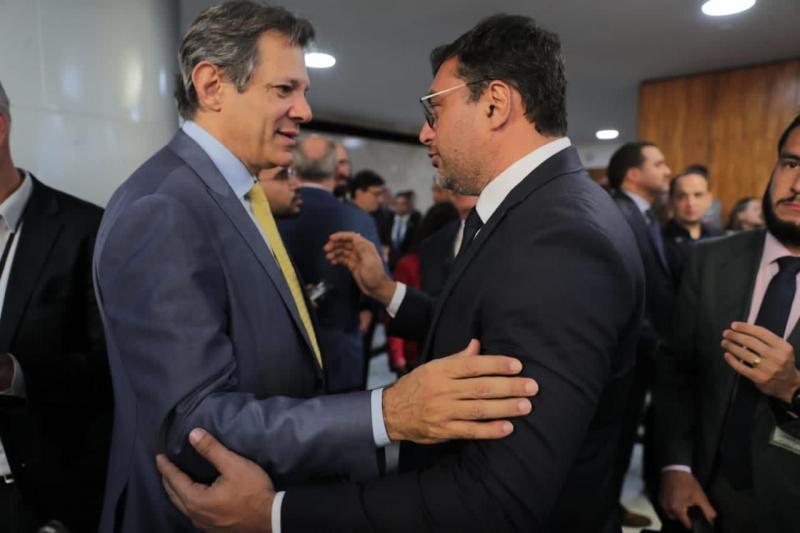 Em Brasília, Wilson Lima diz que novos decretos do marco do saneamento vão permitir mais avanços no Amazonas