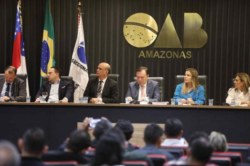 Secretaria de Educação destaca medidas sobre segurança nas escolas em audiência pública