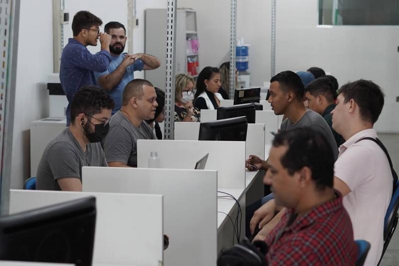 Sine Amazonas divulga 401 vagas de emprego em diversas áreas para a segunda-feira