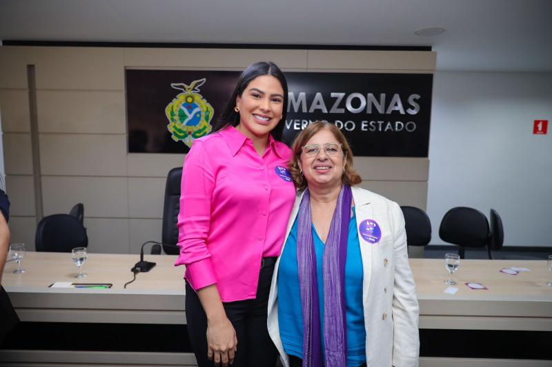 Mayra Dias alinha ações com a ministra Cida Gonçalves e festeja viabilização da Casa da Mulher Brasileira no AM