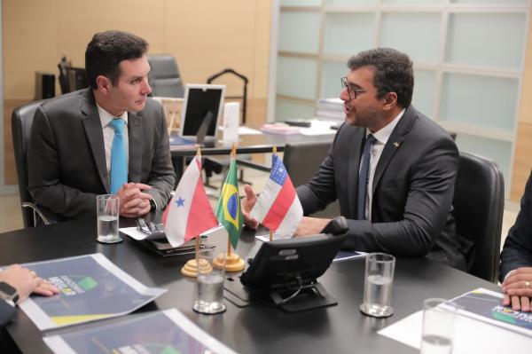 Wilson Lima apresenta ‘Amazonas Meu Lar’ ao ministro das Cidades e para a presidente da Caixa