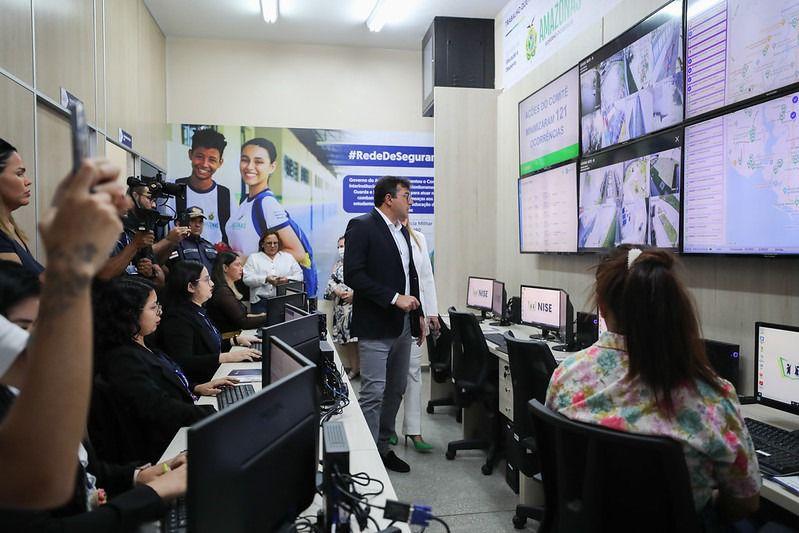 Wilson Lima inaugura sala de monitoramento do Nise e diz que escola é lugar de formar cidadãos