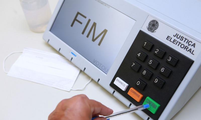 TSE dá início à produção de novas urnas eletrônicas Serão fabricados 220 mil aparelhos para as eleições de 2024