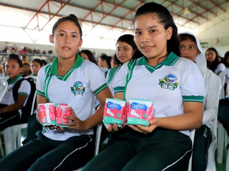 Novo Airão: Governo do Estado entrega cerca de 10 mil absorventes para alunas da rede pública de ensino na segunda-feira (08/05)