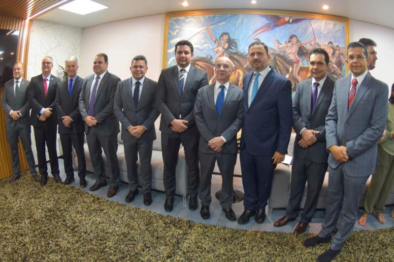 Presidente do TCE-AM participa de homenagem ao subprocurador Marco Aurélio Choy, na Aleam