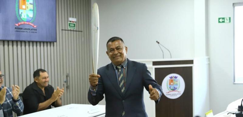 Atleta Codó recebe medalha 'Raimundo Almada' em homenagem na Câmara