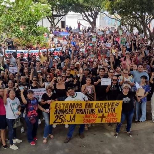 Governo somente retoma negociação sobre a greve quando os professores retornarem às salas de aula, diz nota 