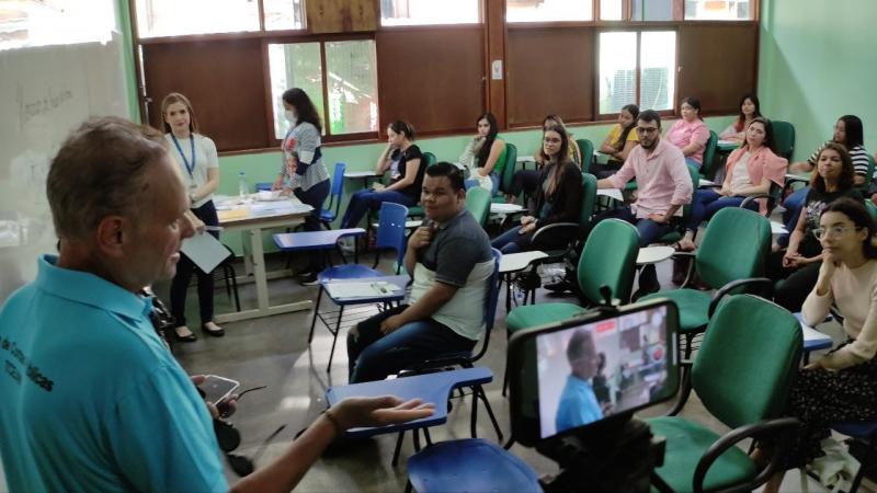 Mais de 800 pessoas fizeram provas para residência do TCE-AM, no domingo (4)