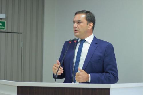 Vereador Mateus Assayag solicita pavimentação do final da Rua 3 até a Estrada Eduardo Braga