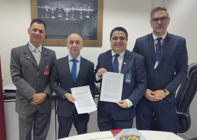 Em parceria com a Ufam, TCE-AM ofertará mestrado em direito a servidores