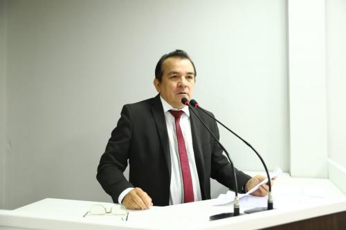Massilon lamenta situação do Garantido e ressalta que cobrou transparência dos Bumbás e não obteve respostas
