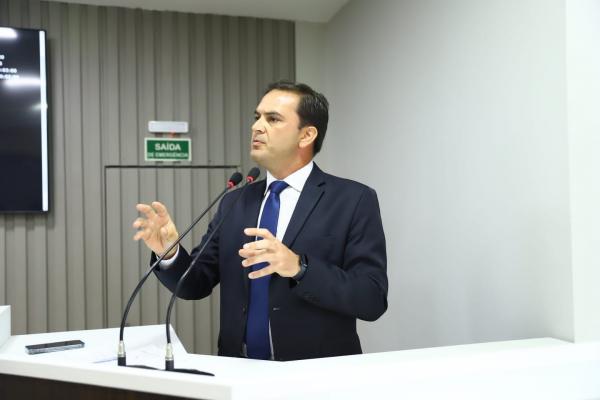 Mateus Assayag apresenta PL que declara de utilidade pública a Associação do Bairro do Castanhal
