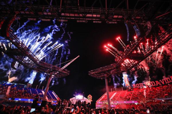 Noite histórica: Festa dos Visitantes inédita no Bumbódromo é grande êxito e reinventa uma tradição do Festival de Parintins