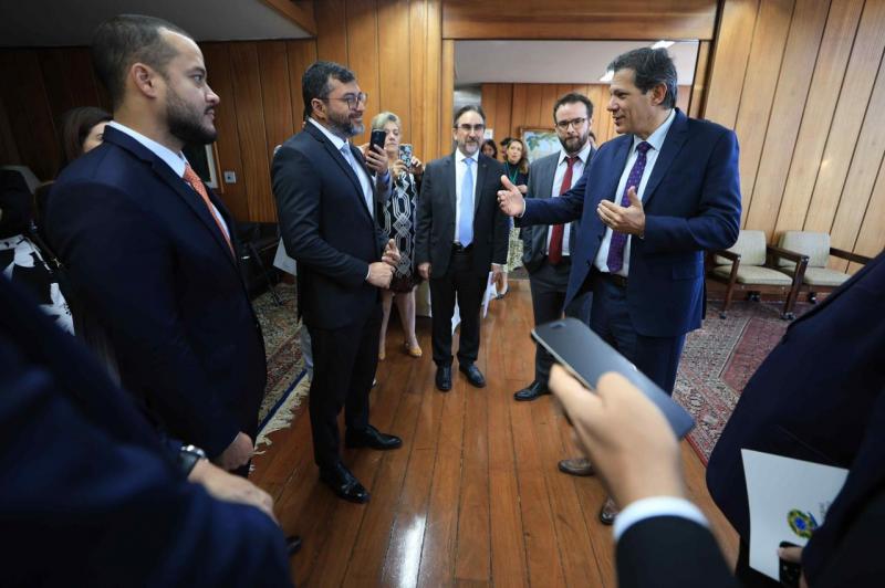 Wilson Lima apresenta ao ministro da Fazenda proposta que dá segurança jurídica ao Amazonas na reforma tributária
