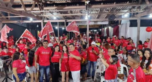 Adelson Albuquerque promete acabar com a corrupção no Garantido, durante lançamento de campanha à presidente 