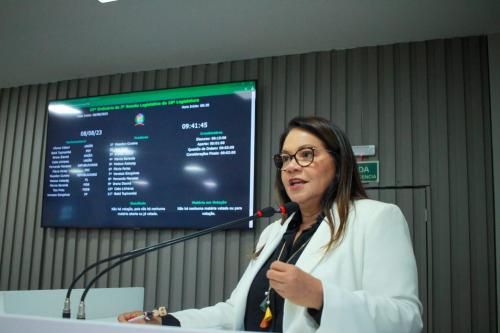 Márcia Baranda (MDB) propõe audiência pública para discutir violência contra crianças e adolescentes em Parintins
