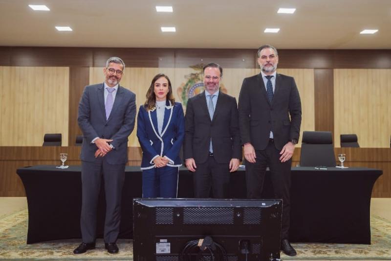 Diretor jurídico do TCE-AM participa de encontro sobre o tema ‘Direito e Tecnologia', no TJAM