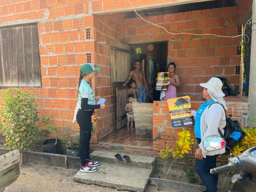 Abordagem de combate queimadas levou orientação aos moradores do Parananema