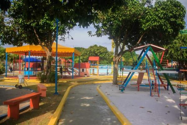 Márcia Baranda propõe a instalação de brinquedos adaptados em parques infantis de Parintins