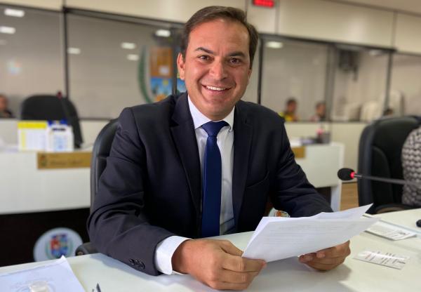 Vereador Mateus Assayag solicita construção de UBS no Perpétuo Socorro do Laguinho