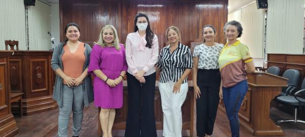Rede de Proteção se une ao Juizado da Infância e Juventude para Curso de Adoção 