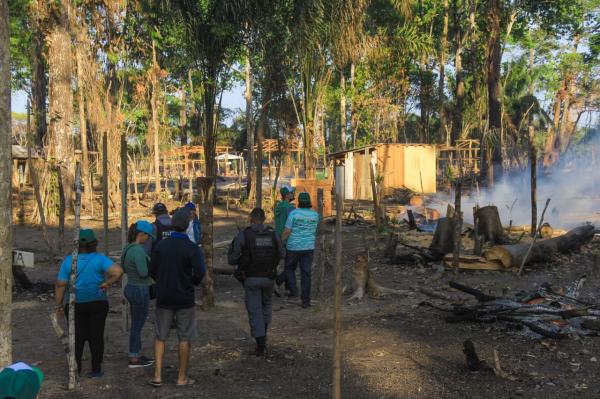Força-tarefa de órgãos de meio ambiente e segurança deflagra operação de combate às queimadas na Ocupação Teixeirão