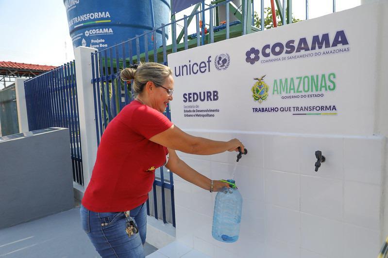 Governador Wilson Lima inaugura projeto Água Boa em comunidade do Careiro da Várzea 