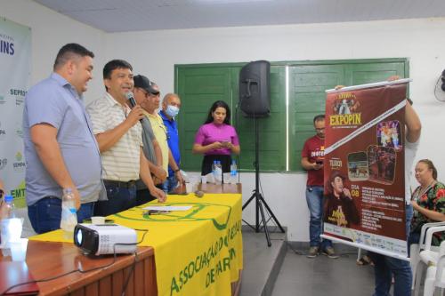 Terceiro maior evento de Parintins: 37ª Expopin é lançada e terá abertura com show do cantor Mano Walter