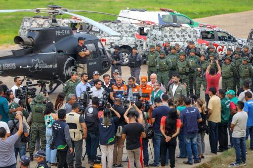 Quem provocou queimada será autuado com rigor da Lei, afirma Governador Wilson Lima 