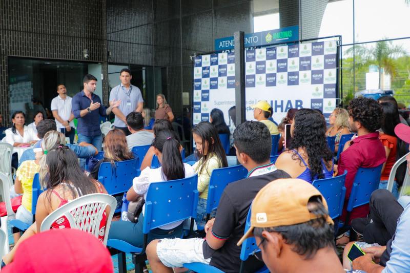 Governo do Estado reassenta mais 34 famílias beneficiárias do Prosamin+, nas comunidades da Sharp e Manaus 2000