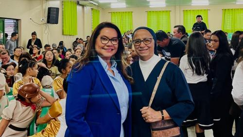 Márcia Baranda ressalta a dedicação de Irmã Iracema na educação durante Sessão de Homenagem