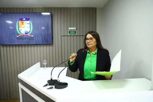 Márcia Baranda solicita conclusão de encanação de água na Comunidade N. S. de Nazaré do Zé Açú