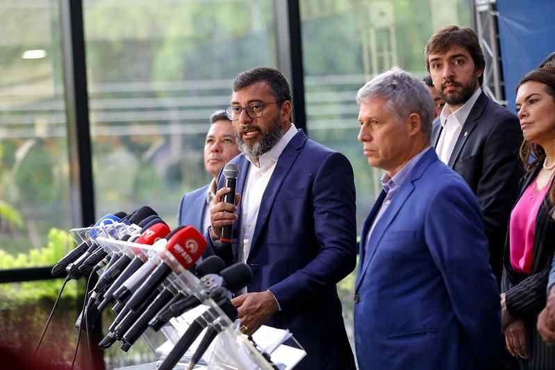 Wilson Lima e ministro Paulo Teixeira assinam acordo de cooperação para ampliar regularização fundiária no Amazonas