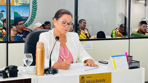 Márcia Baranda propõe atendimento do ônibus da mulher para Parintins e Vila Amazônia 
