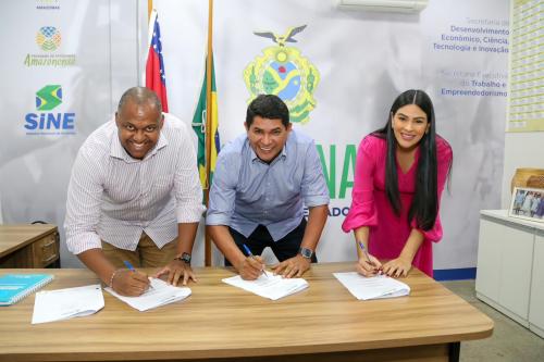 Após requerimento de Mayra Dias, Sine está mais perto de ser inaugurado no Baixo Amazonas