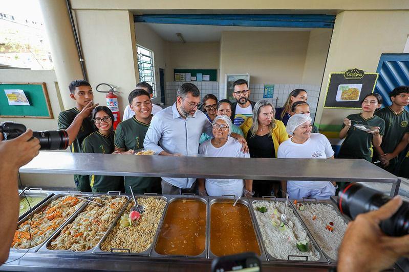 Wilson Lima lança editais de mais de R$ 43 milhões para os programas de Regionalização da Merenda e de Mobiliário Escolar