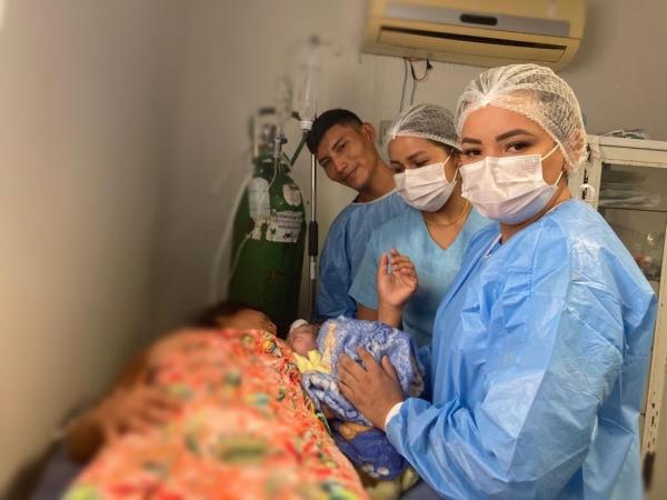 Mãe deu à luz ao pequeno Antony de 3 quilos dentro da UBS Fluvial de Parintins na zona rural