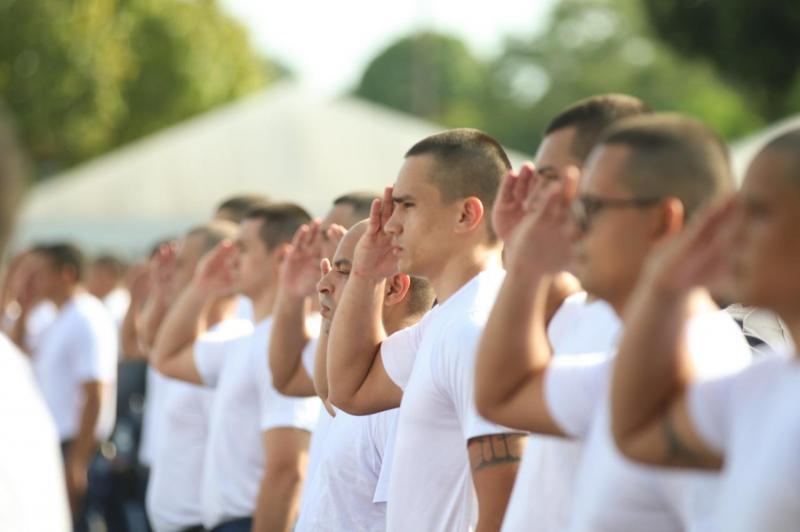 Aprovados em concurso da Polícia Militar se apresentam no Comando Geral para Curso de Formação de Oficiais e de Soldados