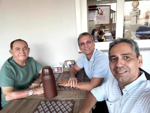 Julvan pronto para disputar eleição de 2024 e resgatar tradição da família Medeiros na Câmara de Parintins 