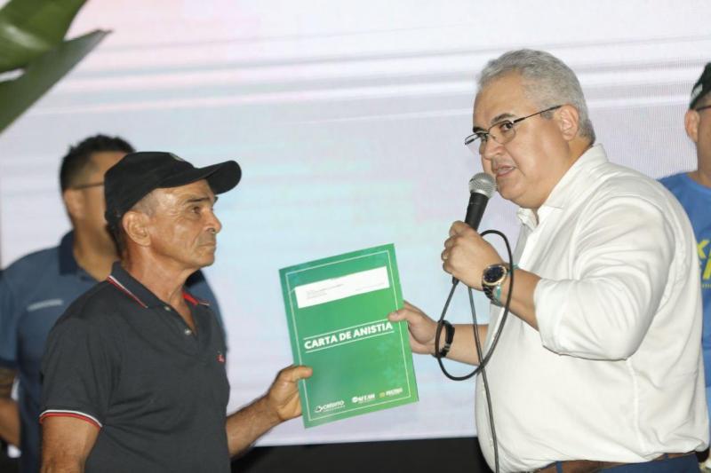 45ª Expoagro: Governo do Amazonas entrega carta de anistia e fomentos agrícolas a produtores rurais