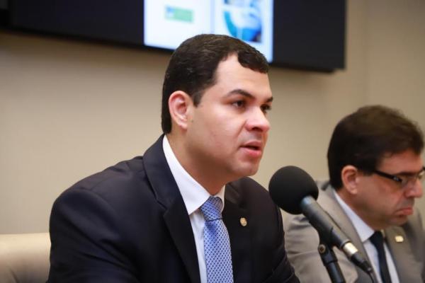 Saullo Vianna destinou mais de 54,5 milhões para os municípios amazonenses em 2023
