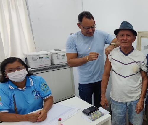 Prefeitura de Parintins segue oferecendo vacinação contra gripe em 17 pontos
