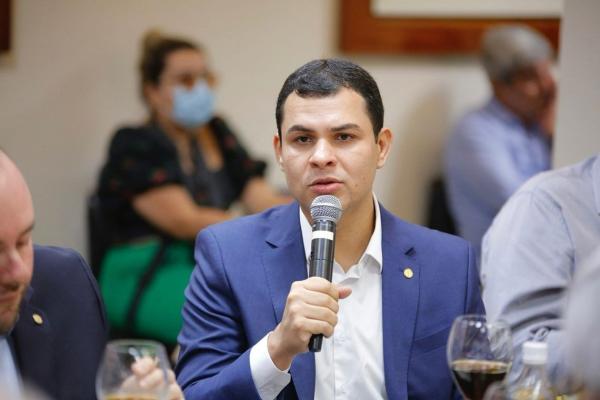 Saullo é um dos autores de projeto aprovado na Câmara que reconhece a BR-319 como indispensável para a segurança nacional