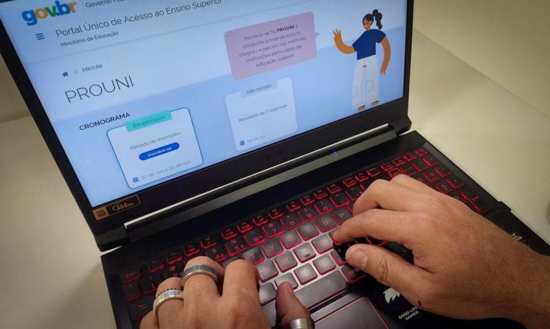 MEC divulga na terça resultado da 1ª chamada do Prouni 2024