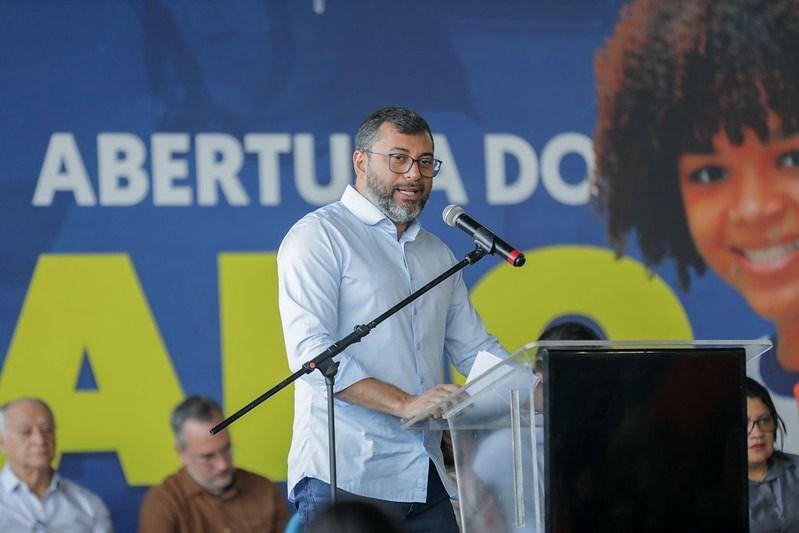 Wilson Lima abre ano letivo com ampliação do ensino bilíngue e inauguração de 32 laboratórios de robótica e ensino tecnológico
