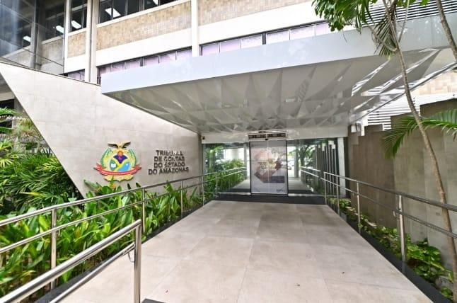 TCE-AM alerta Governo e Prefeituras sobre aumento de casos de Covid-19