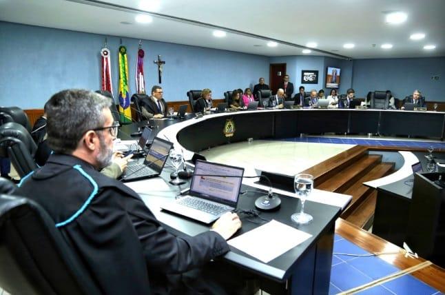 Pleno do TCE-AM aprecia 109 processos na quarta-feira (21)
